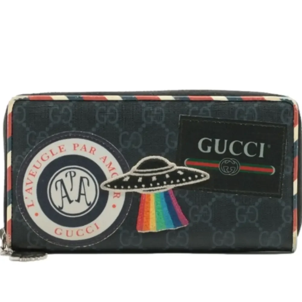 Authentic Gucci GG Supreme - Picture 2 of 10